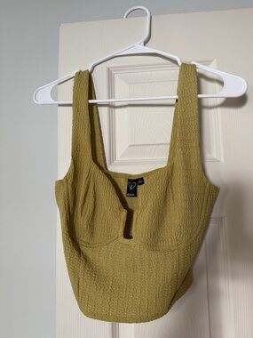 Windsor Olive Textured Crop Tank